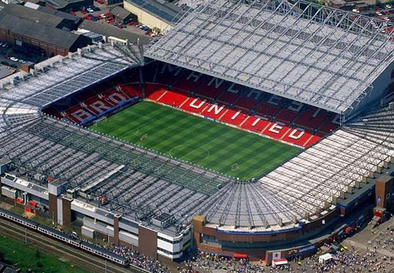 Old Trafford - Sân nhà của Manchester United